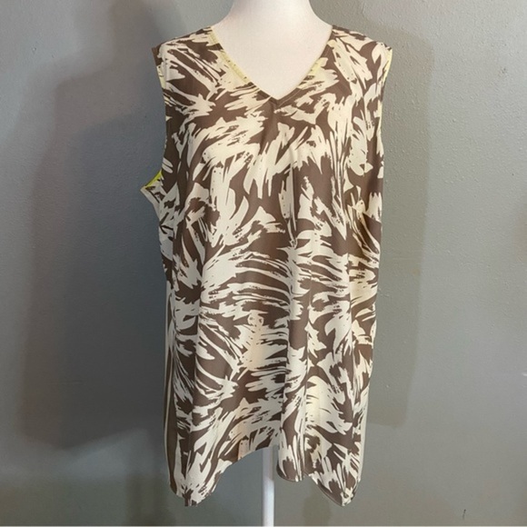 Vince Camuto Tops - 16. Vince Camuto Light Brown & Cream Abstract Multi Patterned Tank Top Size 1X